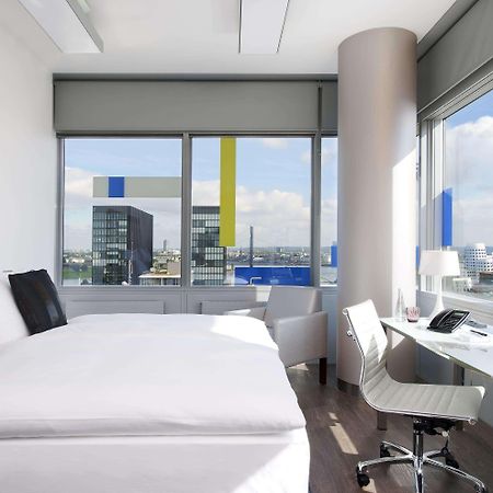 Innside By Melia Duesseldorf Hafen Екстериор снимка