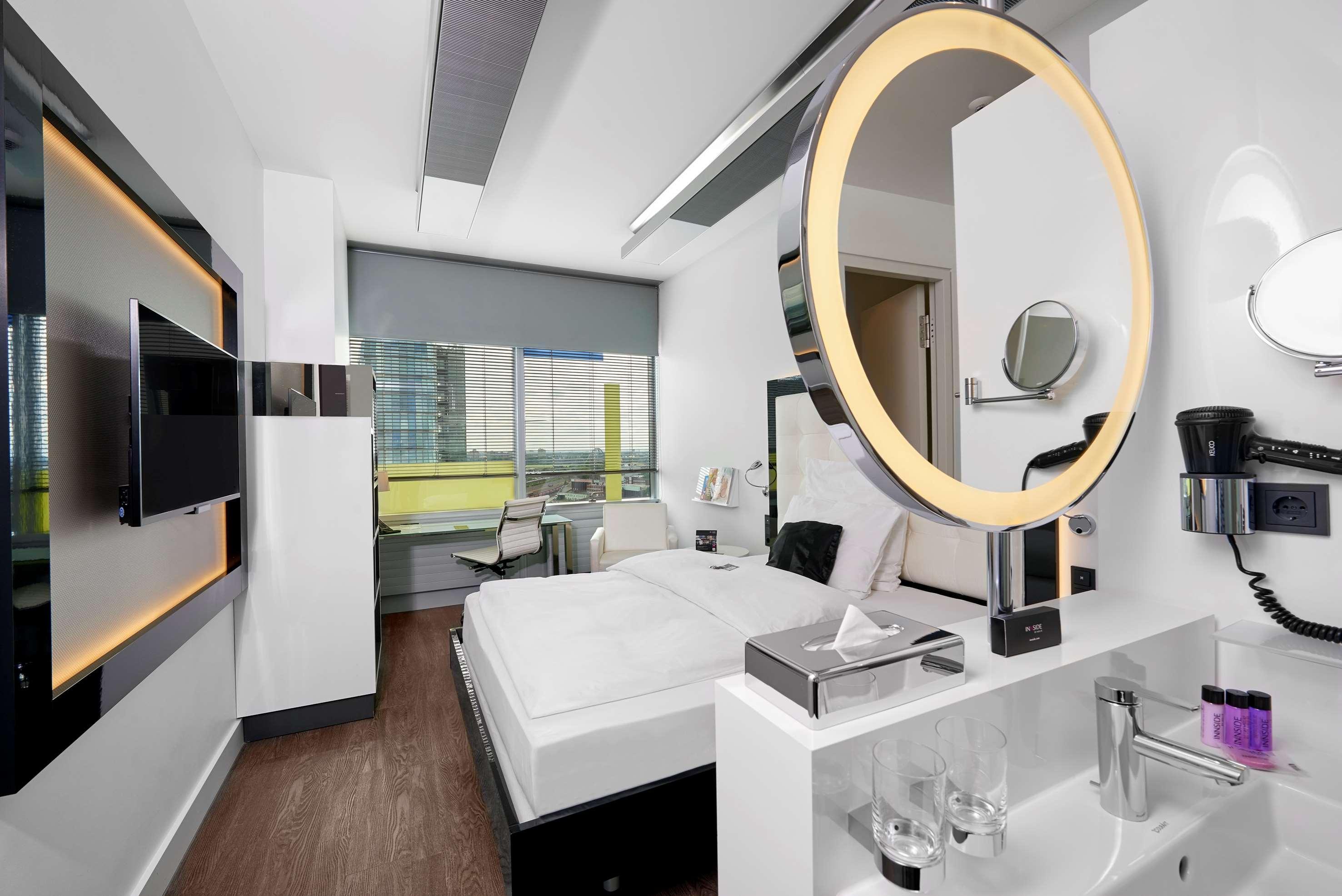 Innside By Melia Duesseldorf Hafen Екстериор снимка