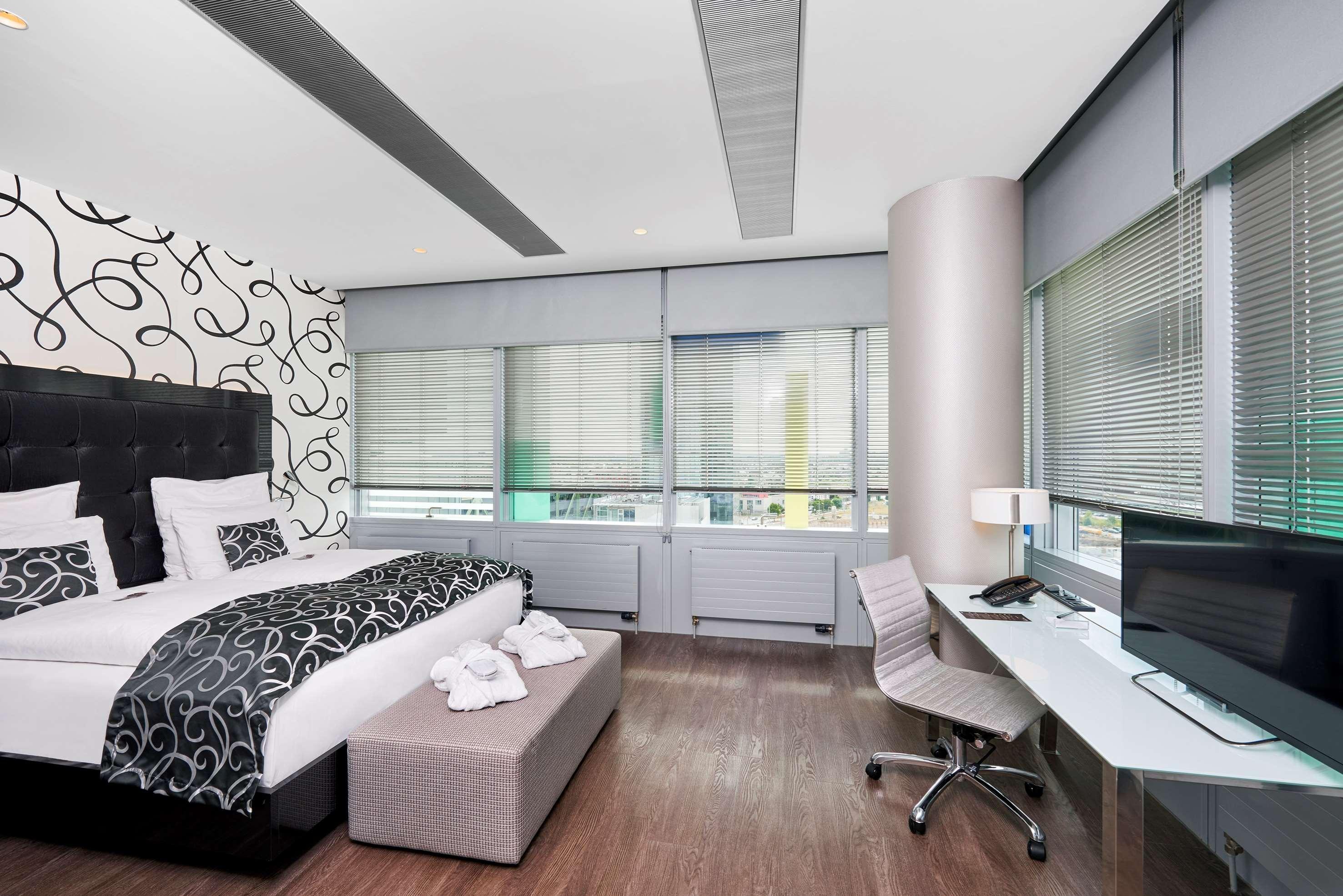 Innside By Melia Duesseldorf Hafen Екстериор снимка