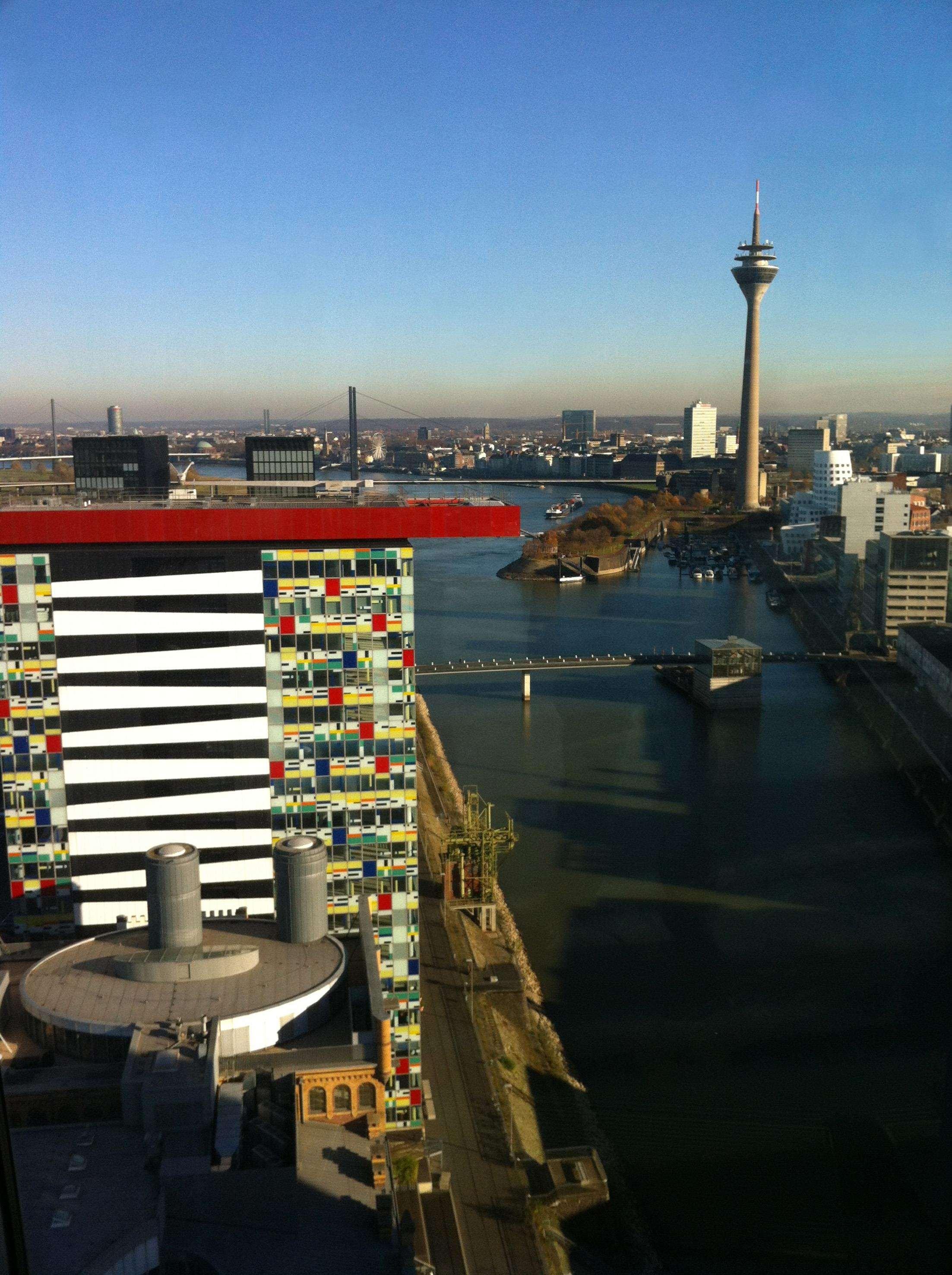 Innside By Melia Duesseldorf Hafen Екстериор снимка