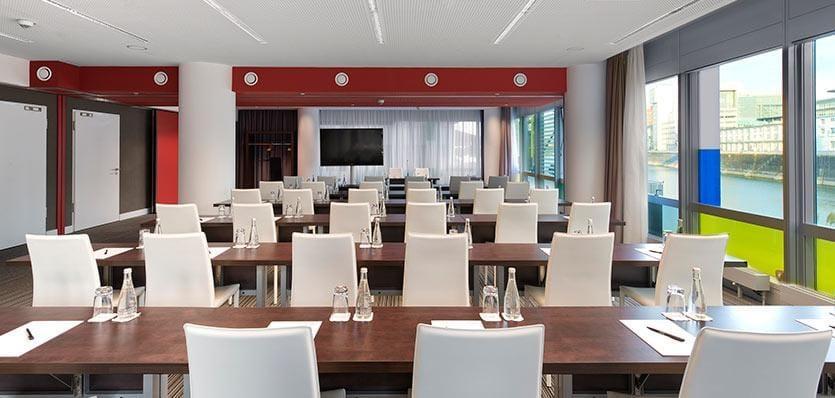 Innside By Melia Duesseldorf Hafen Екстериор снимка