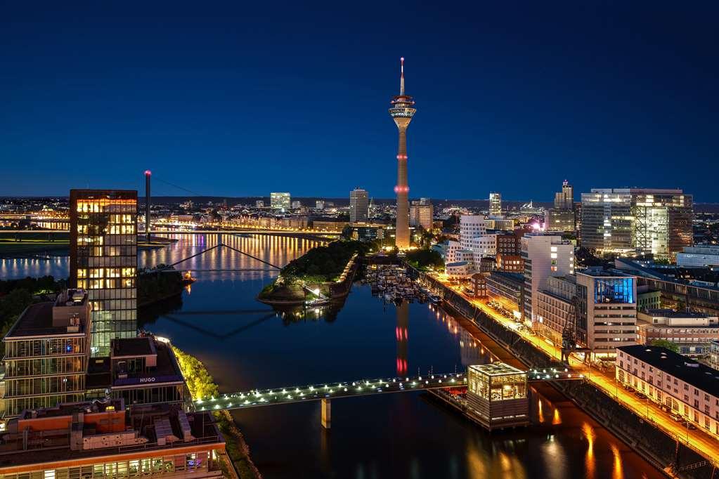 Innside By Melia Duesseldorf Hafen Екстериор снимка