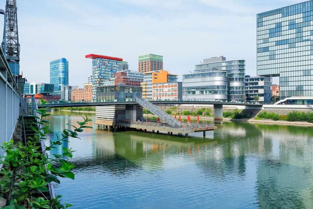 Innside By Melia Duesseldorf Hafen Екстериор снимка